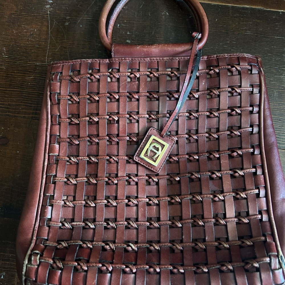 Elegant Brown Woven Leather Handbag